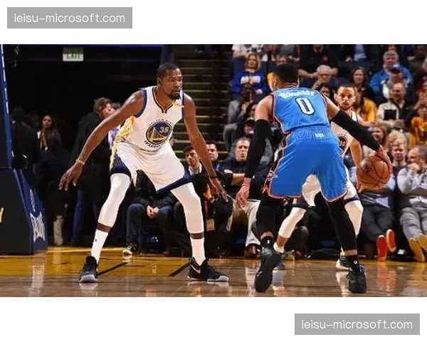 雷霆限制对手命中率43.5%，单兵防守能力出众